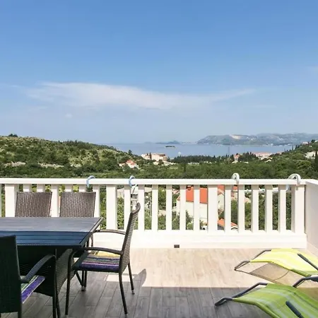 Dubrovnik - Three Bedroom - Penthouse With Hot Tub